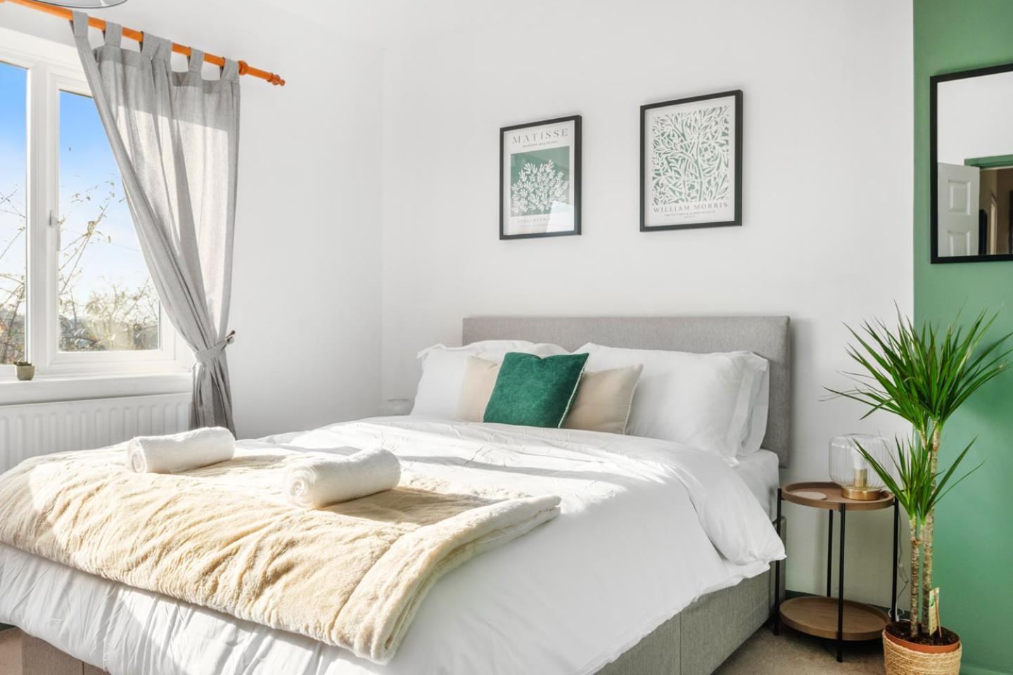 3 Bedroom House - Well Presented - Spacious - Flexible Check In - Free Parking Nottingham Exteriér fotografie